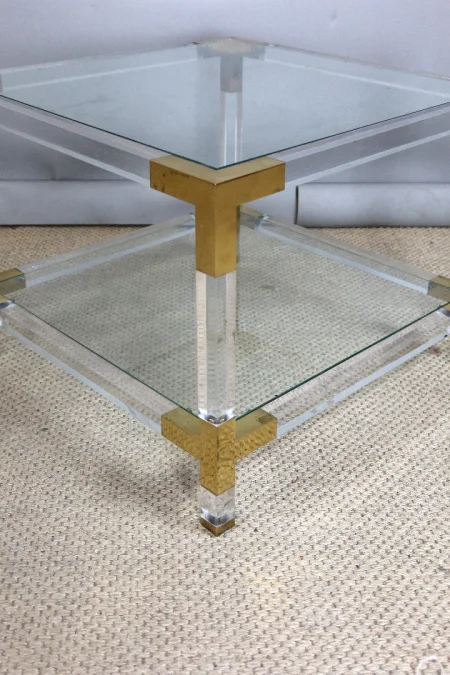 Table d'appoint de salon en plexiglas