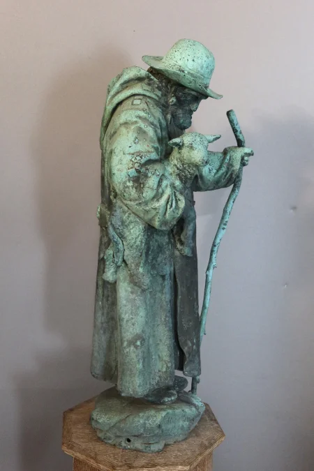 BRONZEN BEELD