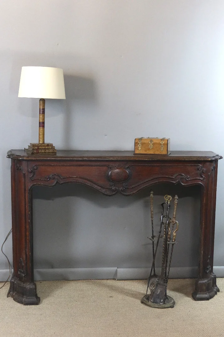 Cheminée en chêne XIX
