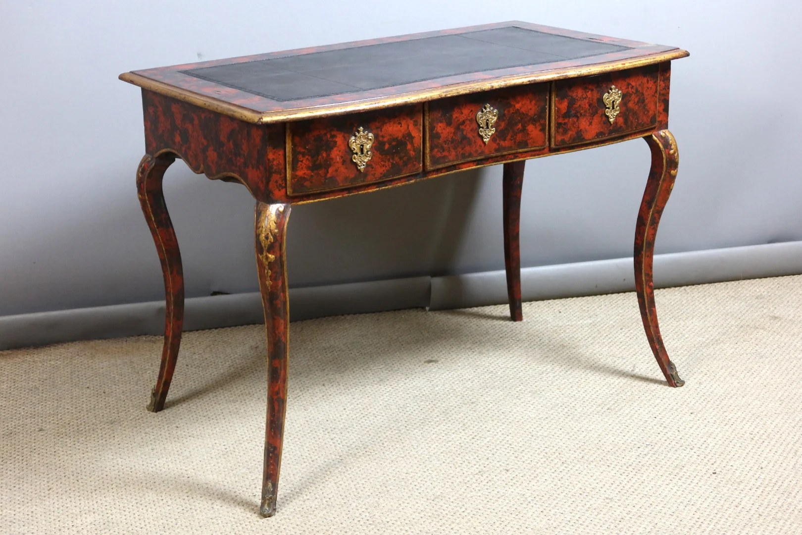 Bureau en laque fin XVIIIème siècle