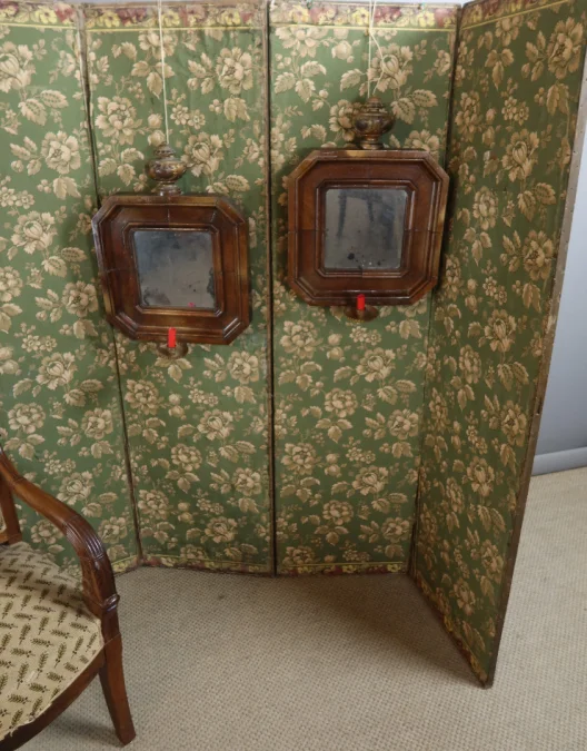 paire de miroirs au bras de lumière
