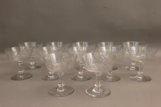 CRYSTAL CHAMPAGNE GLASSES