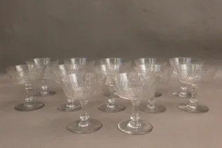 Coupes en cristal taillé à champagne