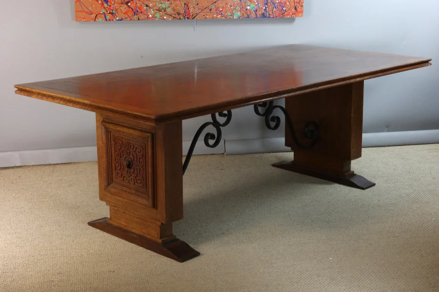 Grande table en chêne Art Déco