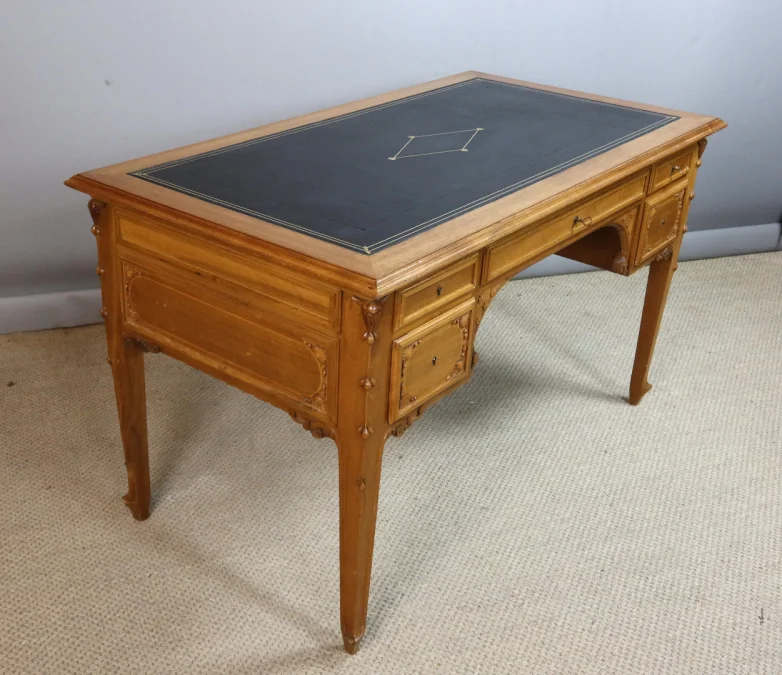Bureau Art Nouveau