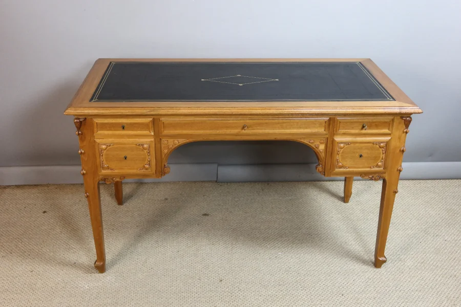 Bureau Art Nouveau