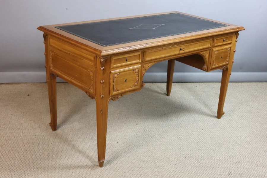 Bureau Art Nouveau