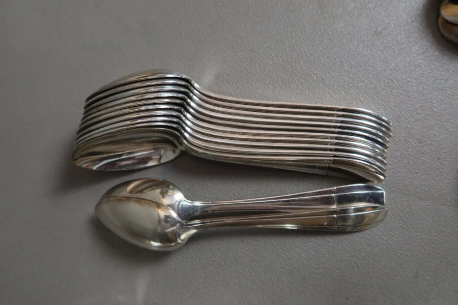 Ménagère en métal argenté Art Déco