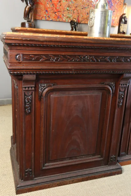 OAK BAR COUNTER AND BACK