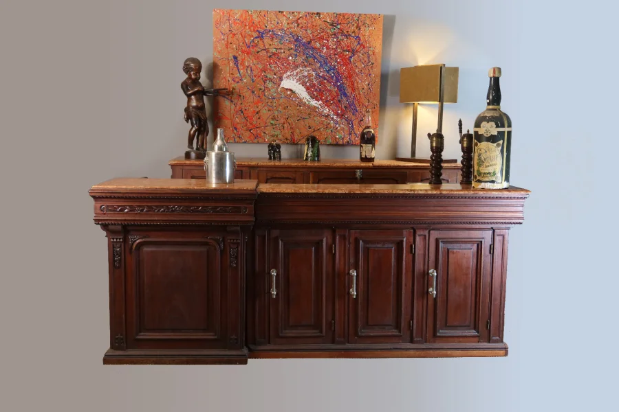 OAK BAR COUNTER AND BACK