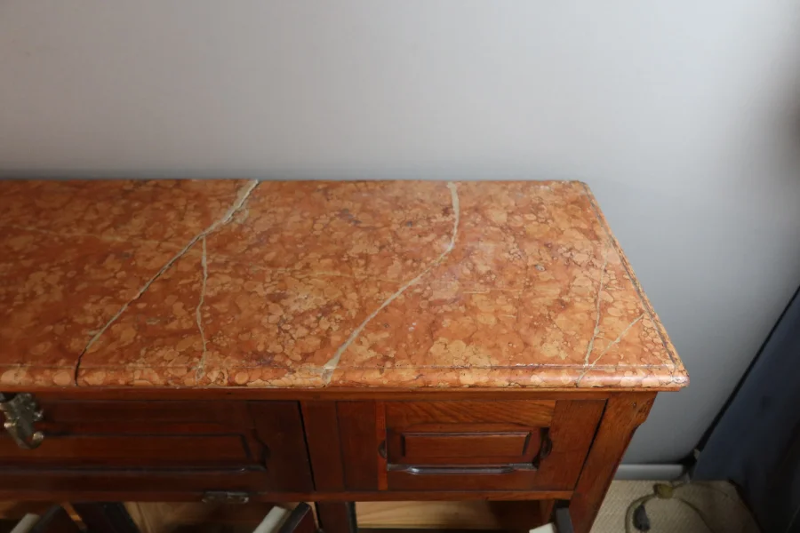OAK BAR COUNTER AND BACK