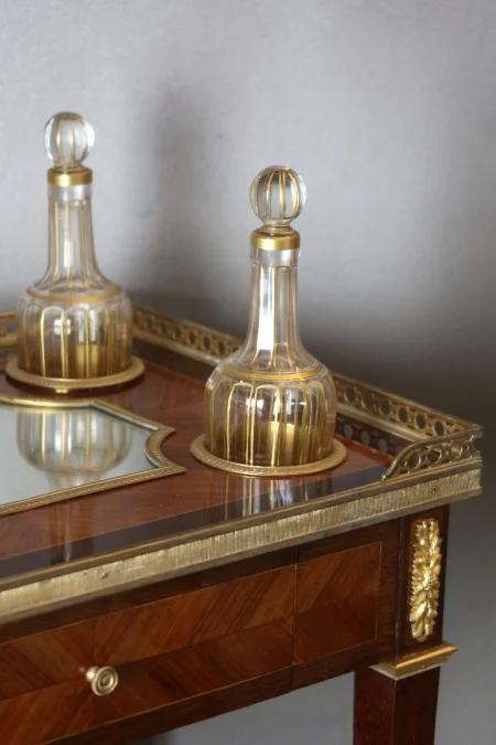 Table de salon et son orfèvrerie Boin-Taburet