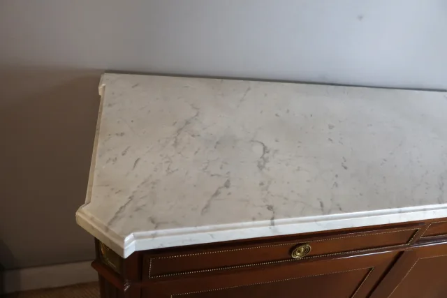 Buffet Louis XVI