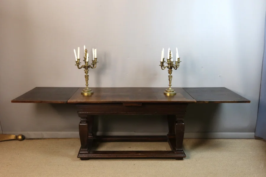 Table à allonges style Renaissance XIXème