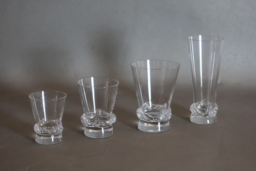 Service de verres cristal de la Maison Daum 50 pièces