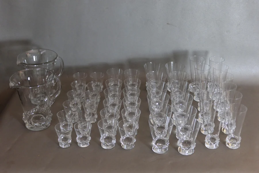 Service de verres cristal de la Maison Daum 50 pièces