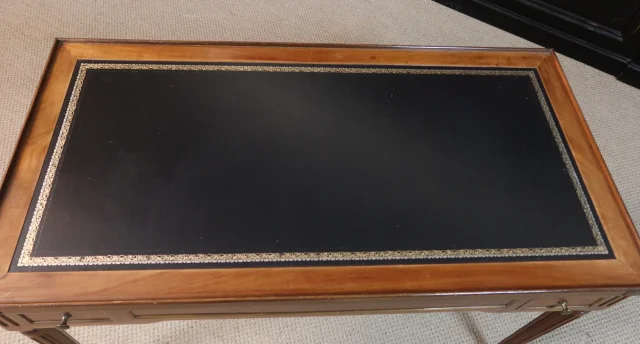 ルイ16世時代のカードテーブル