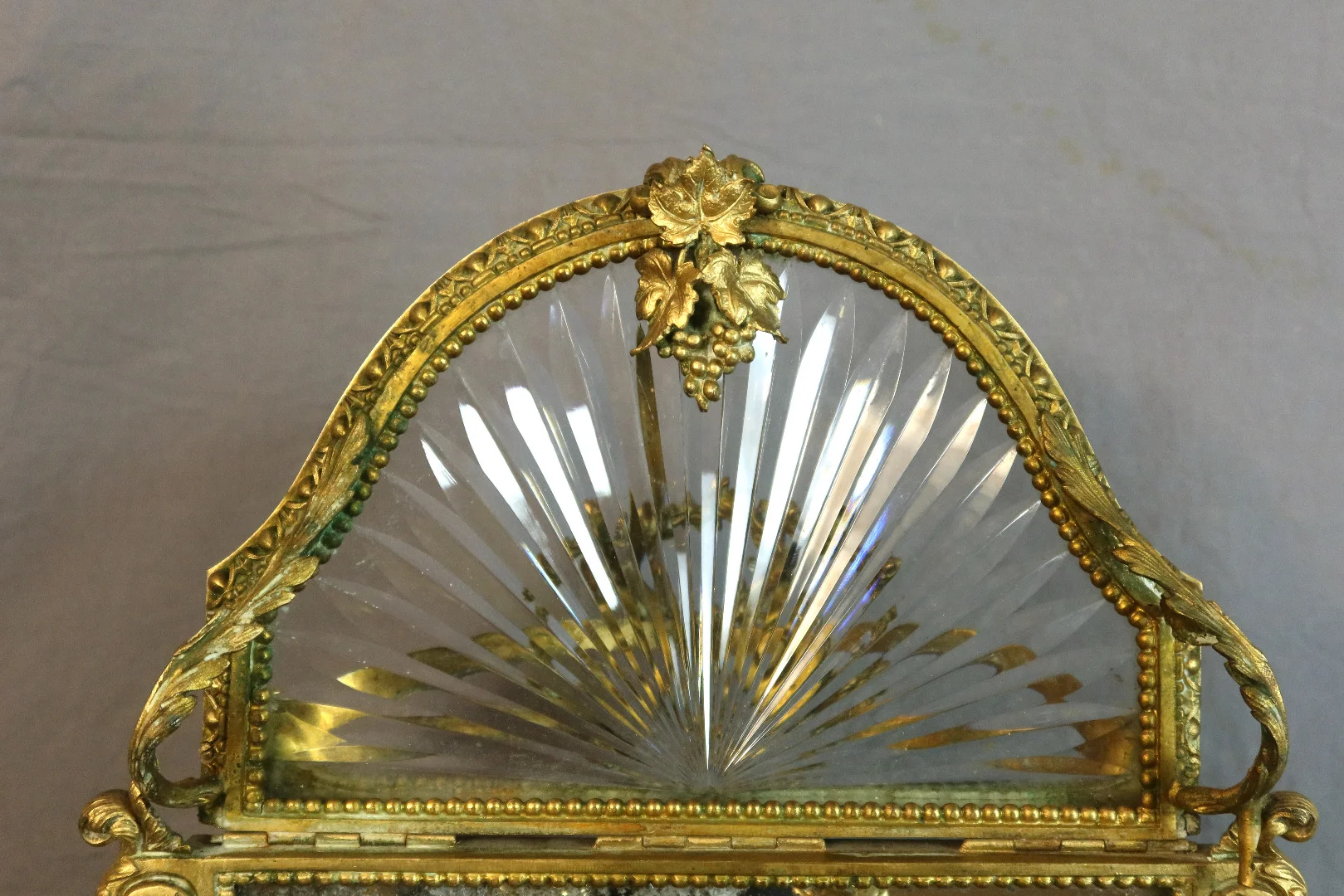 NINETEENTH CENTURY  DECANTER BOX