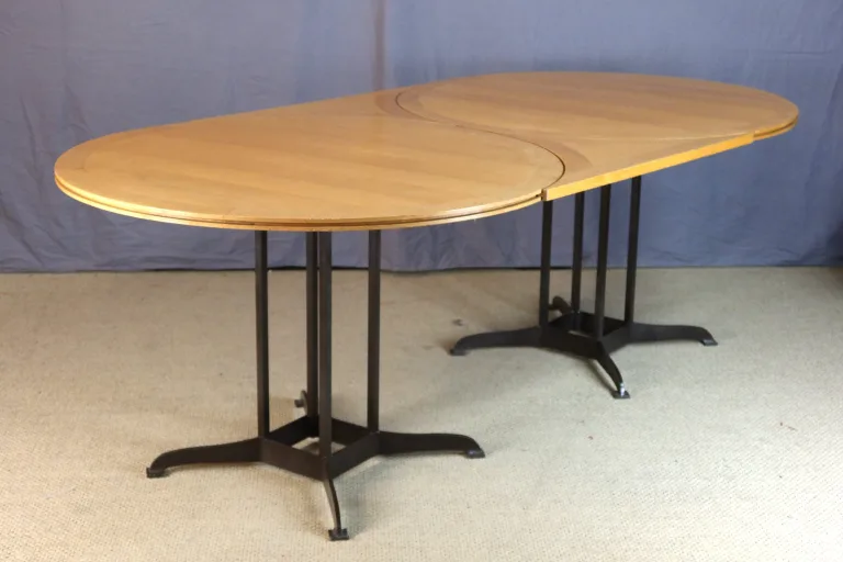 Tables à système XXème siècle — Très bon état