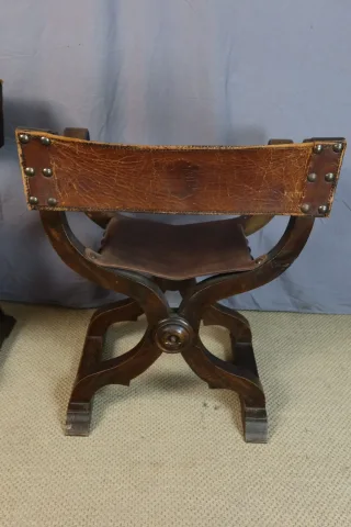 FAUTEUILS CURULE XIX SIECLE — Bon état