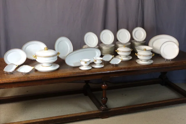 Service de table en porcelaine XIX 112 pièces signées Hache Pépin-Lehalleur — Very good condition