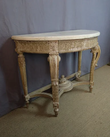 Painted console table — Good condition