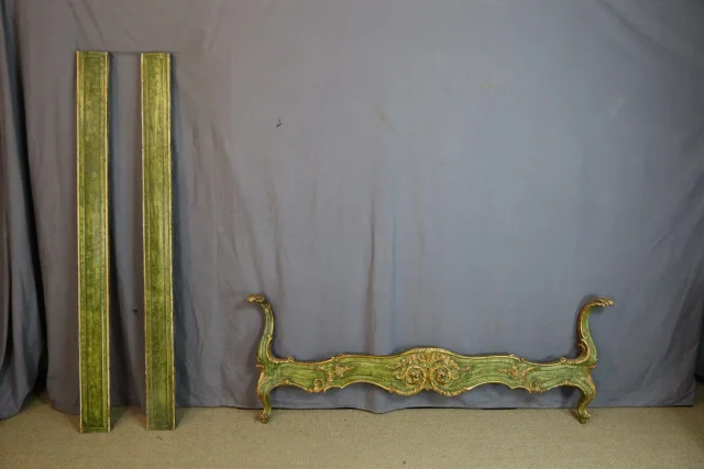 Rocaille Bed XX — Redelijke staat