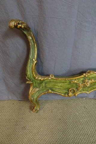 Rocaille Bed XX — Redelijke staat