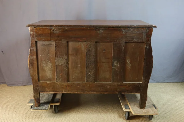18th-Century Lyonnaise Chest of Drawers — Very good condition