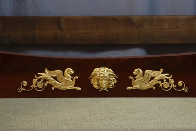 Cama de época Imperio — Restauré