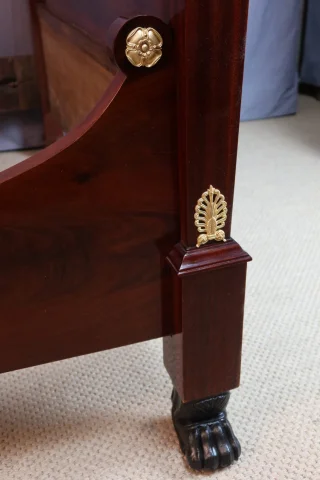 Cama de época Imperio — Restauré