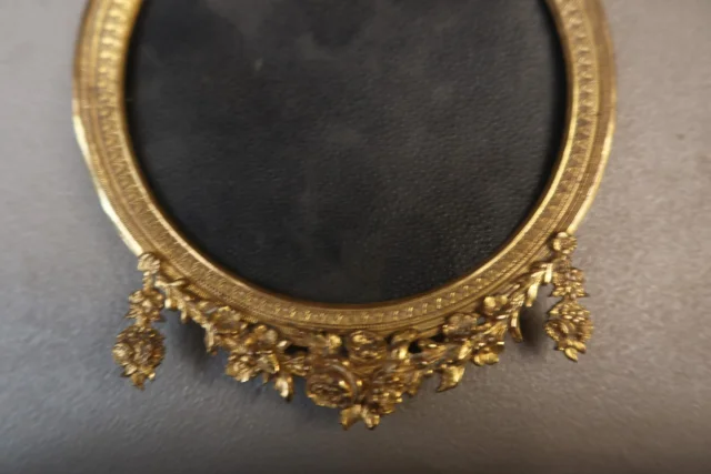 Marco para foto en bronce dorado, época Napoléon III — Excelente estado