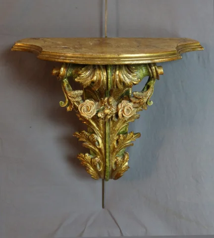 Pair of painted and gilt wood consoles, 20th century — Very good condition