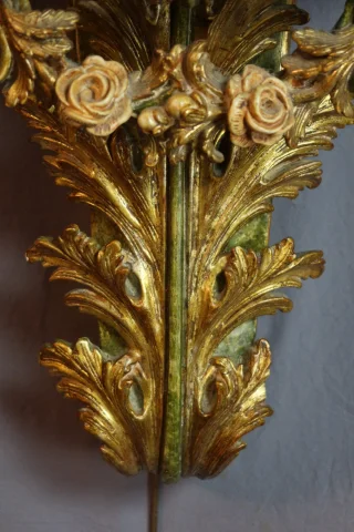 Pair of painted and gilt wood consoles, 20th century — Very good condition