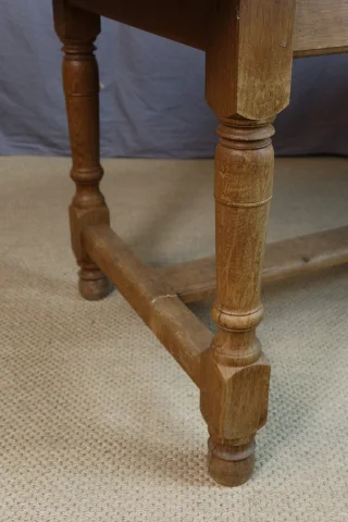 Mesa de comedor — Buen estado