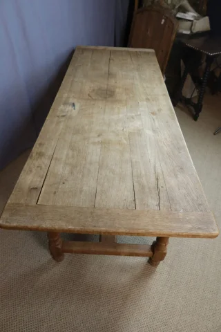 Mesa de comedor — Buen estado