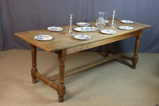 Mesa de comedor — Buen estado