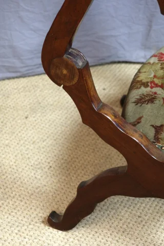 19th Century Curule Chair — Good condition