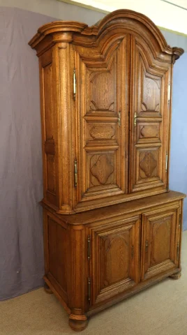Buffet a due corpi, XVIII secolo — Ottimo stato