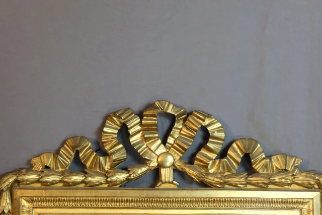 Grande specchio in legno dorato Luigi XVI — Ottimo stato
