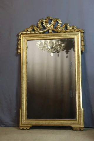 Grande specchio in legno dorato Luigi XVI — Ottimo stato