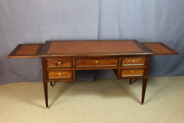 Bureau estilo Luis XVI — Muy buen estado