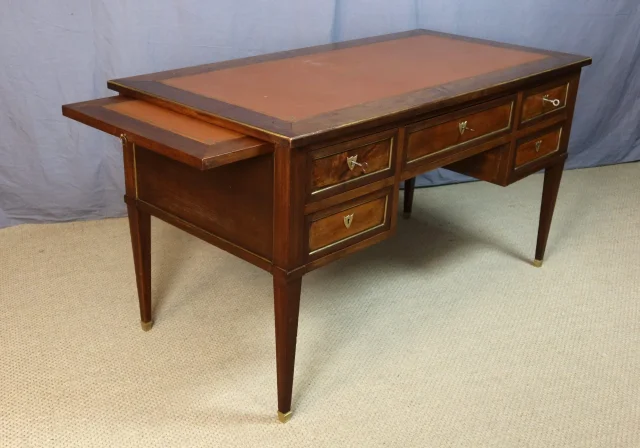 Bureau estilo Luis XVI — Muy buen estado