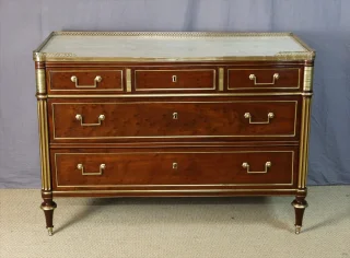 Louis-XVI-Kommode, spätes 18. Jahrhundert