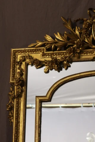 Grote Napoléon III spiegel in verguld hout — Goede staat
