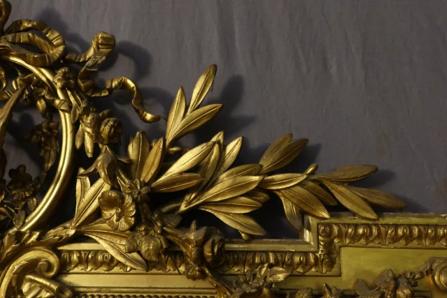 Grote Napoléon III spiegel in verguld hout — Goede staat