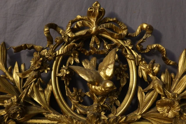 Grote Napoléon III spiegel in verguld hout — Goede staat