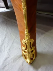 Commode en marqueterie époque Louis XV