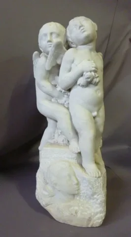 Sculpture en marbre angelots signée Léonetti