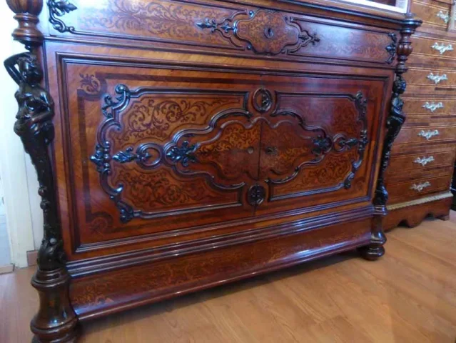 NAPOLEON III ZEIT CHIFFONIER